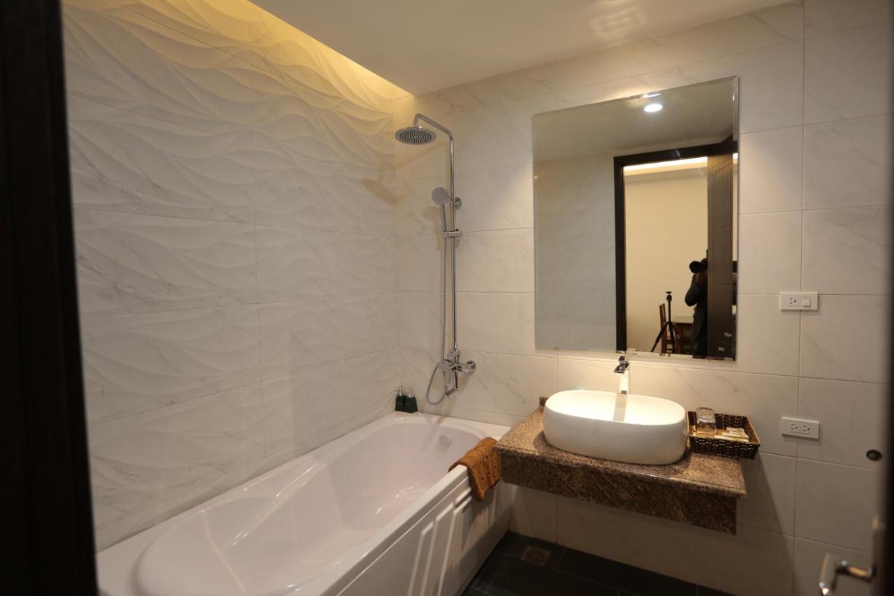 Sammy Luxury Hotel Hanoi Exterior photo